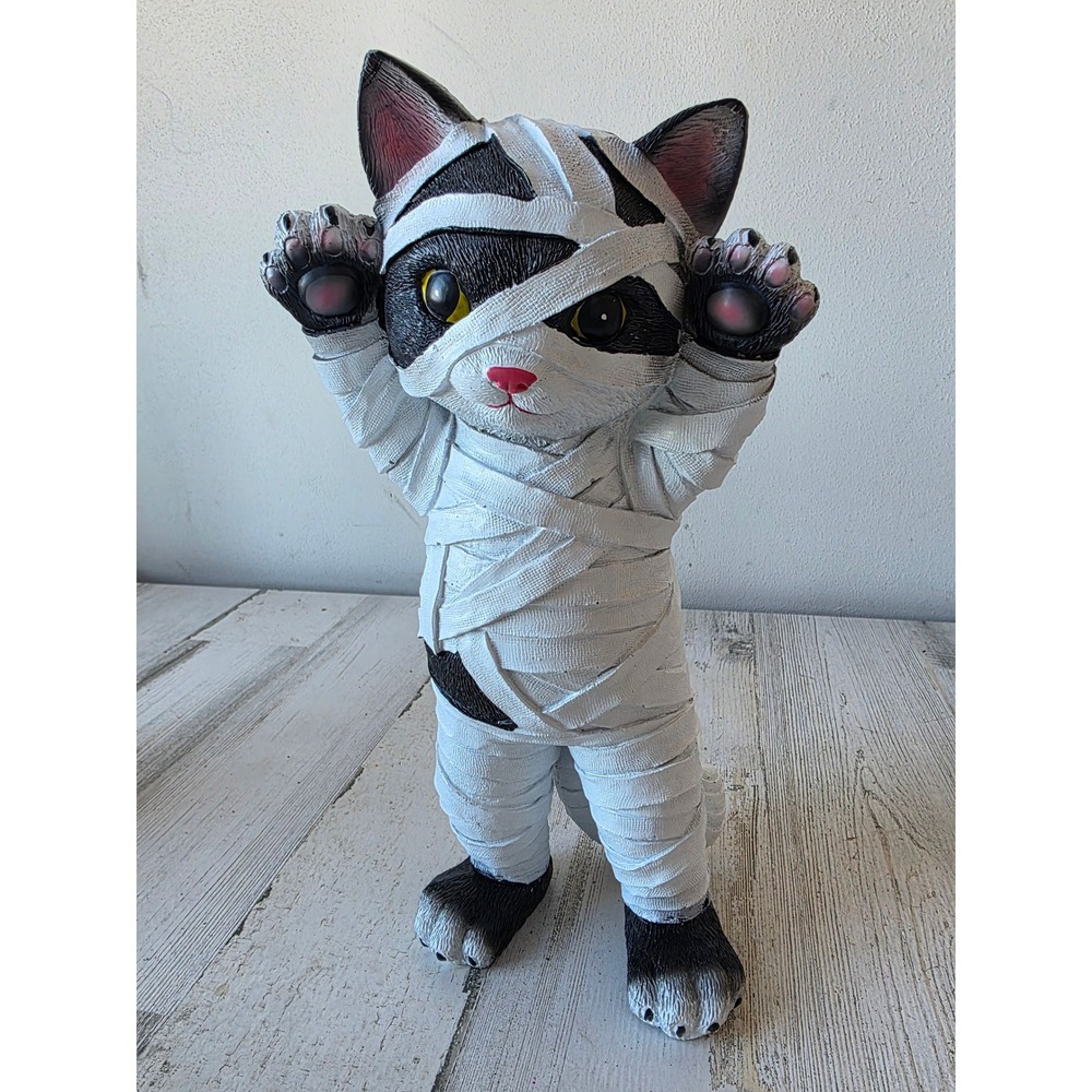 Cat mummy statue‎ figurine Halloween shabby chic decor black white